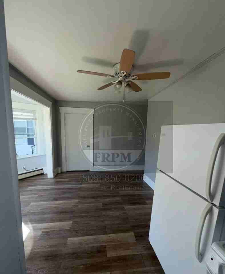 33 Berkley St #2 - Photo 2 of 34