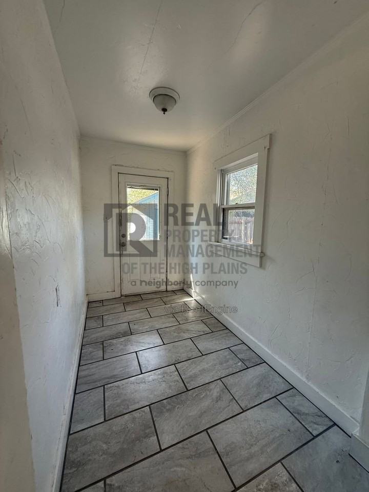 4223 Sw 14th Ave - Photo 3 of 14