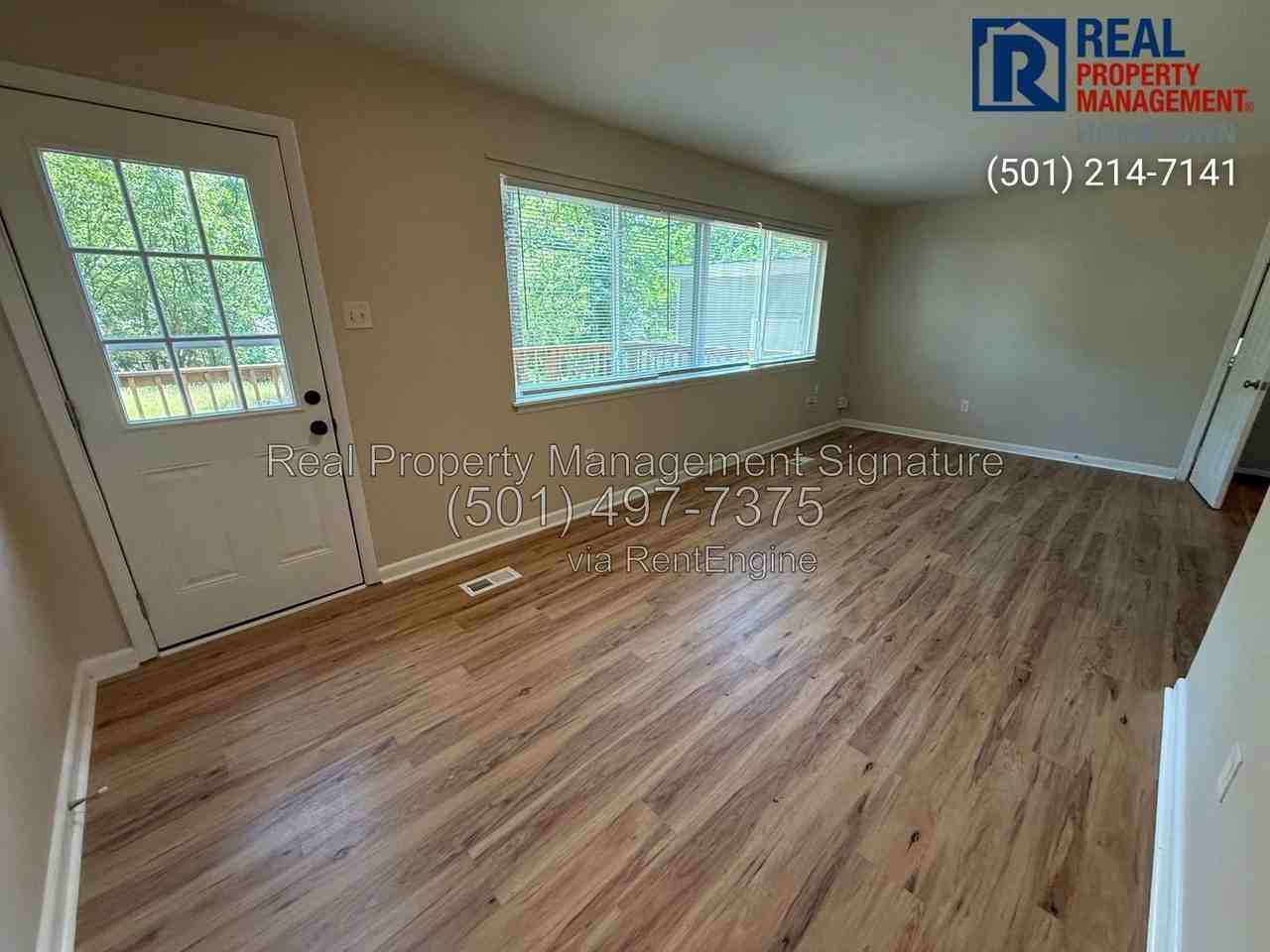 304 W 52nd St - Photo 2 of 17