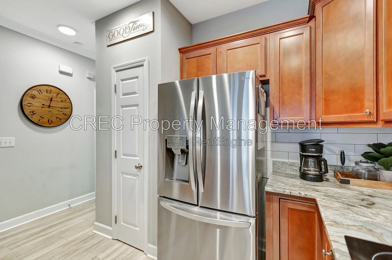 2365 Kings Gate Ln - Photo 4 of 35