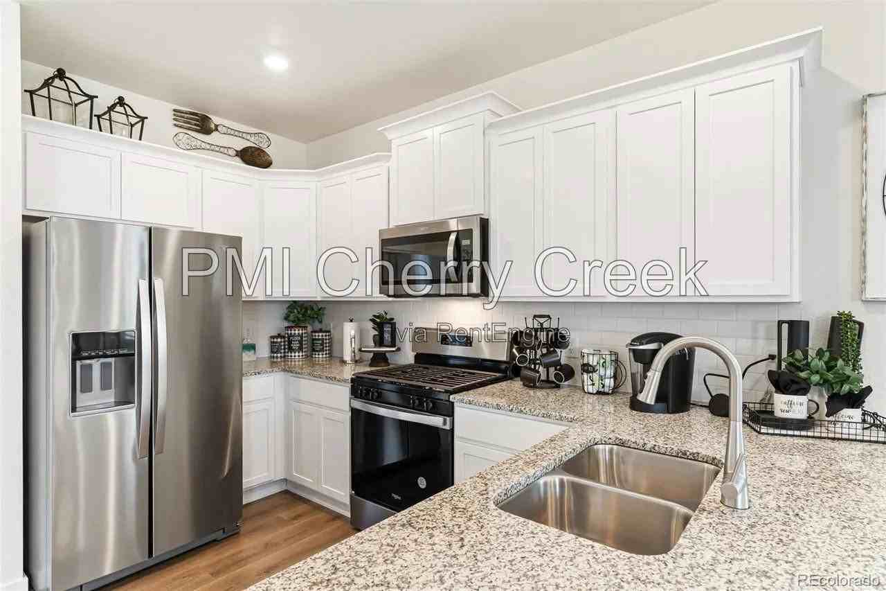 28274 E 8th Pl - Photo 2 of 29