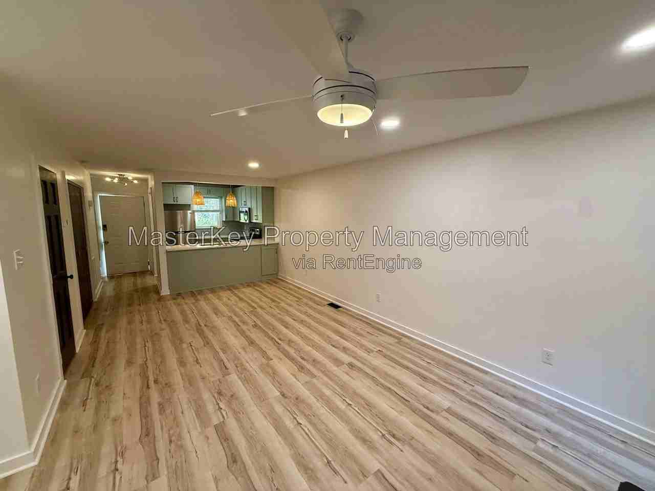 5604 Thea Ln #B - Photo 4 of 16