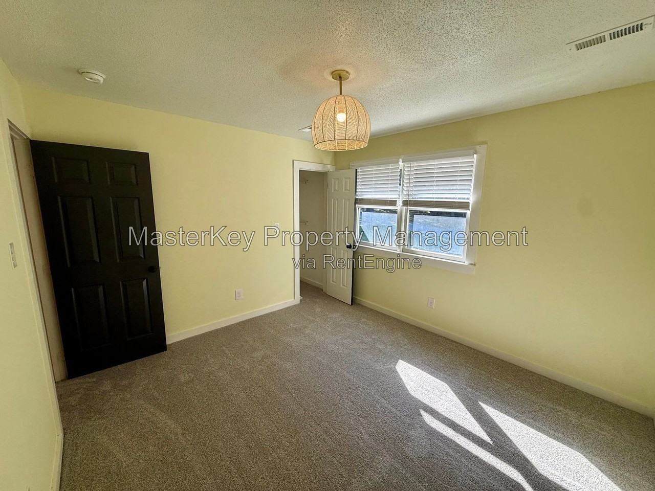 5604 Thea Ln #B - Photo 7 of 16