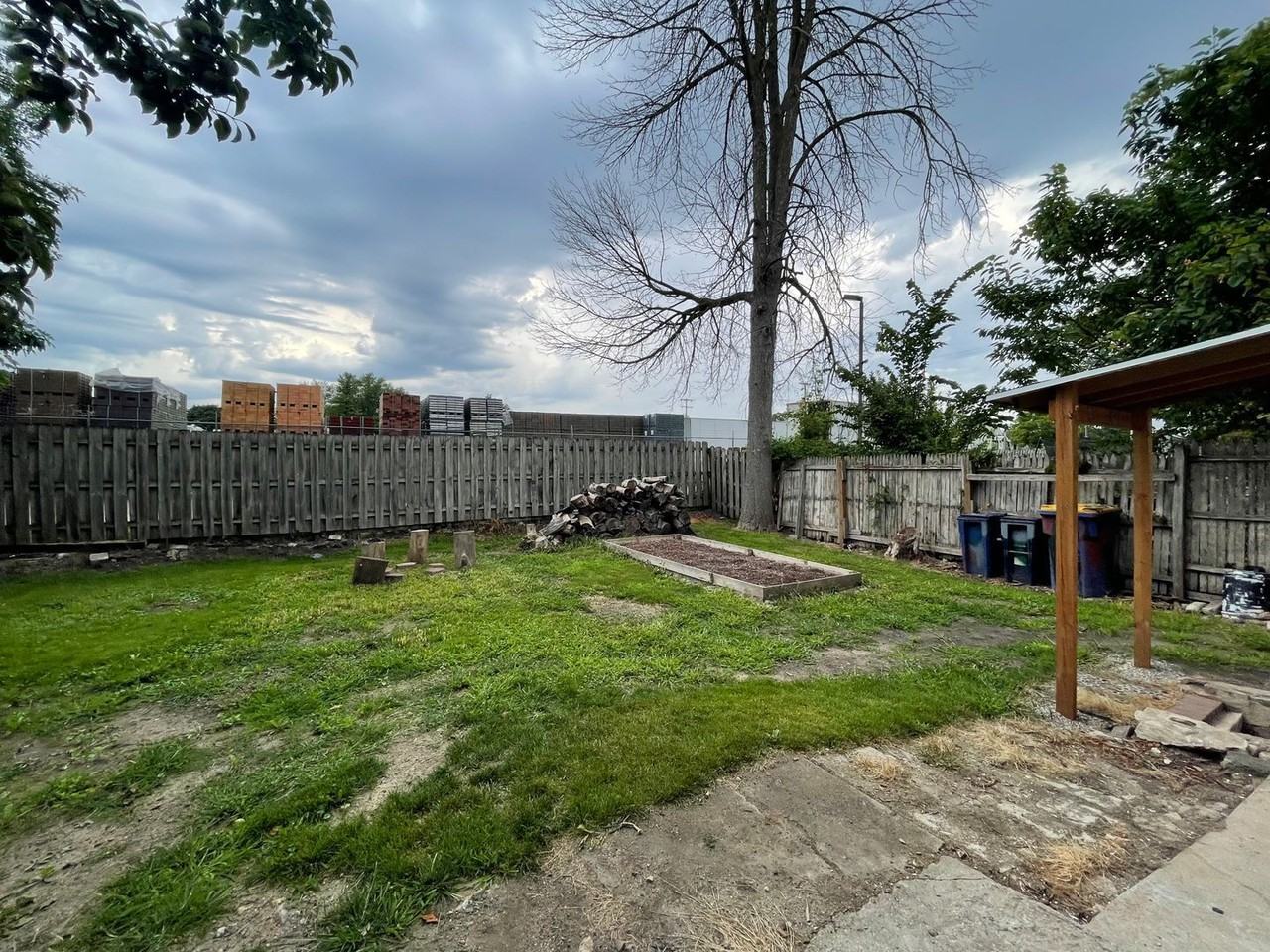 1245 Gezon Ave Nw - Photo 3 of 18