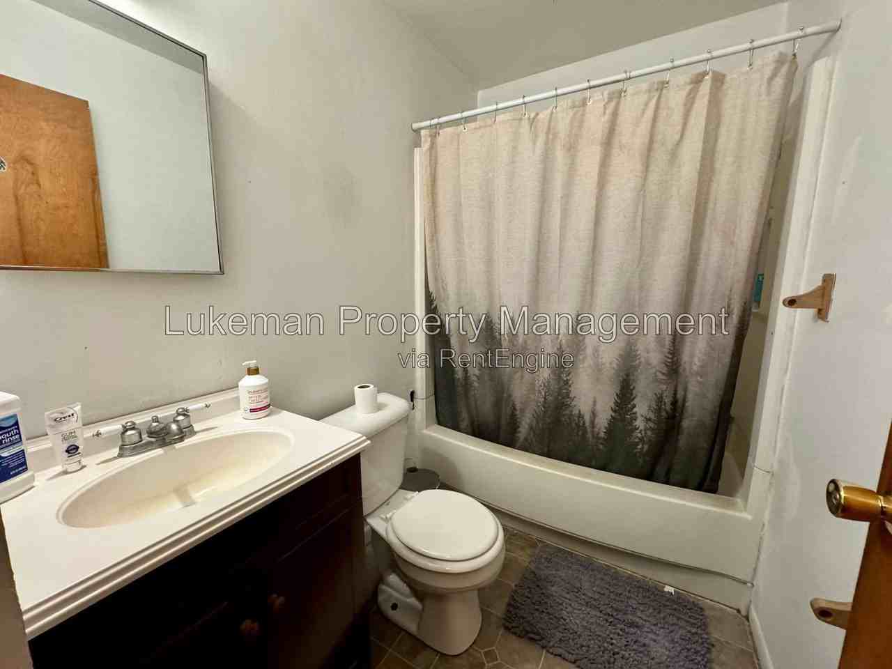 1213 Lafayette Ave #1211 - Photo 3 of 10