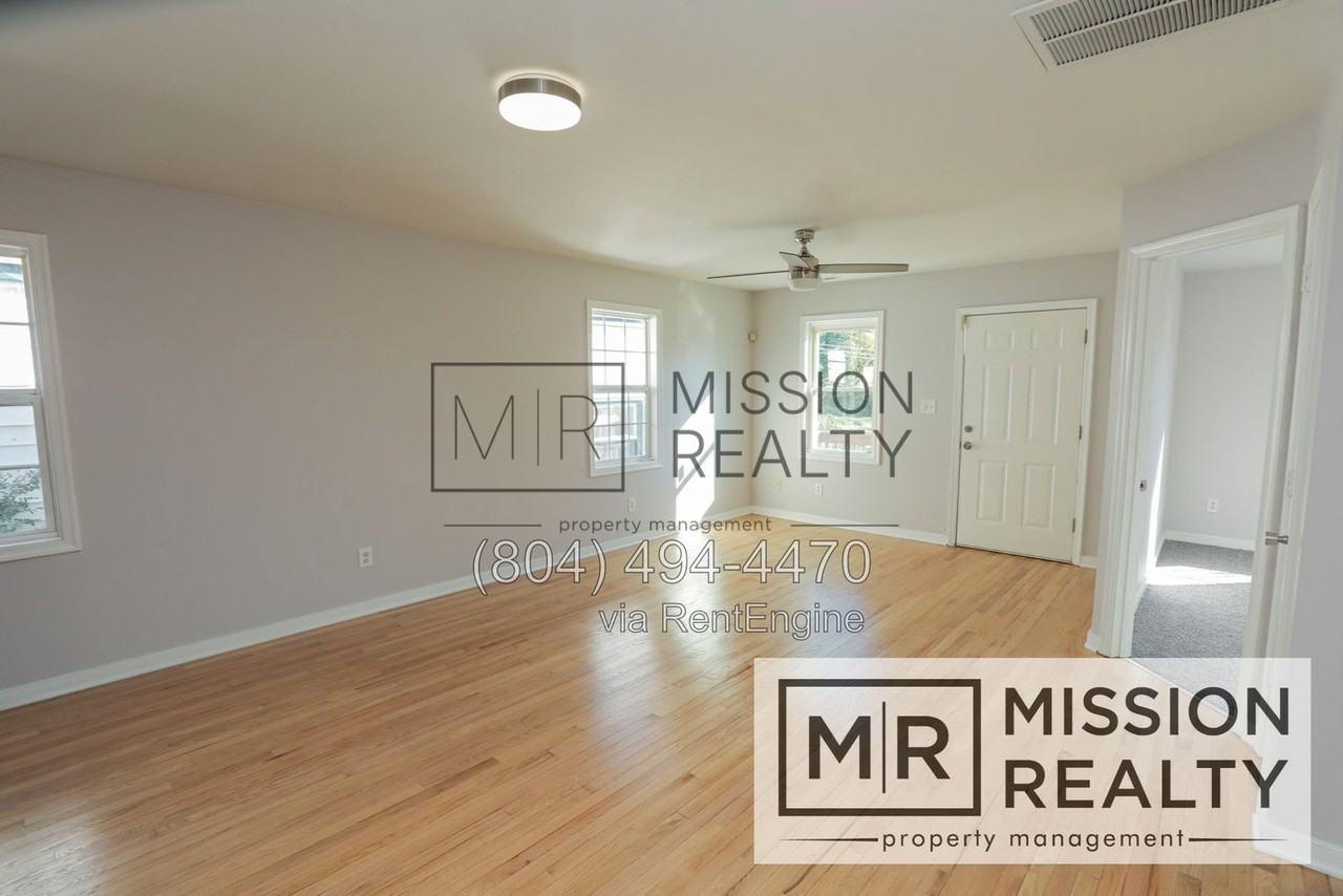 472 Hunt Ave - Photo 4 of 20