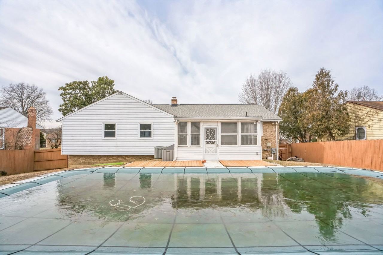 12814 Whiteholm Dr - Photo 6 of 23