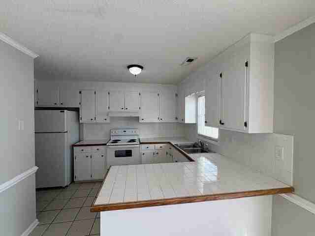 3902 Sterling Pointe Dr #CC7 - Photo 6 of 19