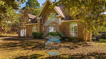 featured image of 41 Ozark Dr