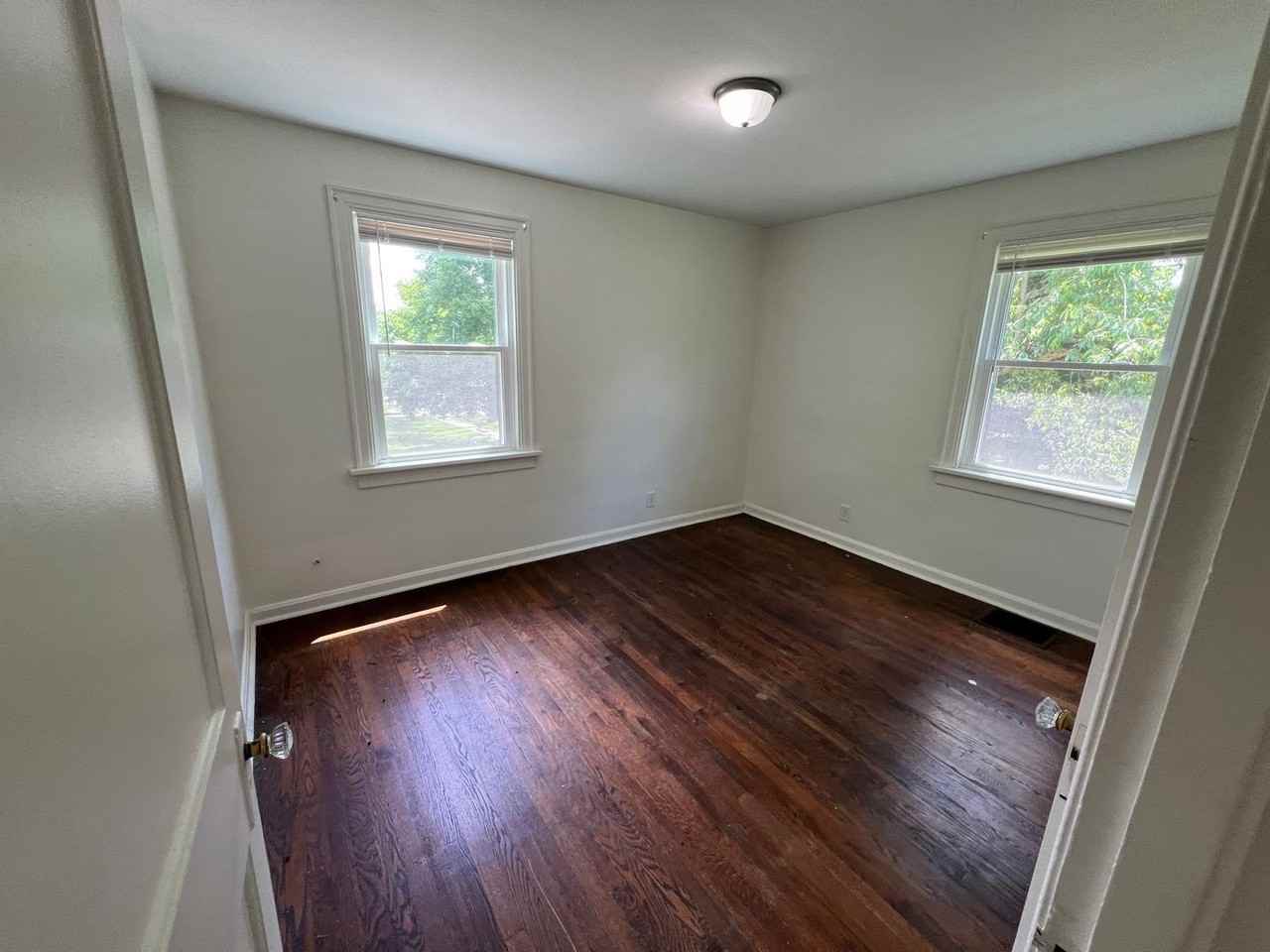 702 Burns Ave #B - Photo 6 of 9