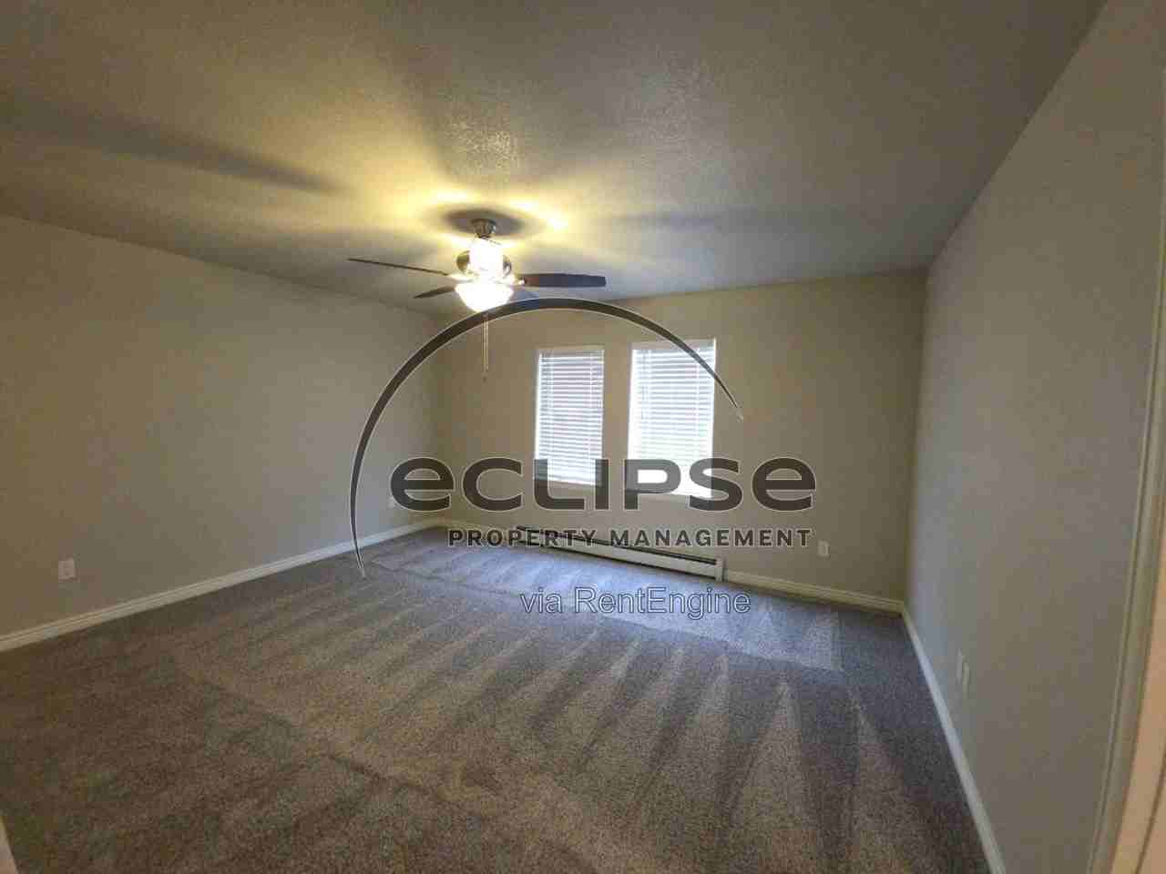 914 Douglas Dr #A - Photo 5 of 30