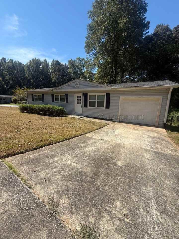 1733 Live Oak Dr Nw - Photo 2 of 24