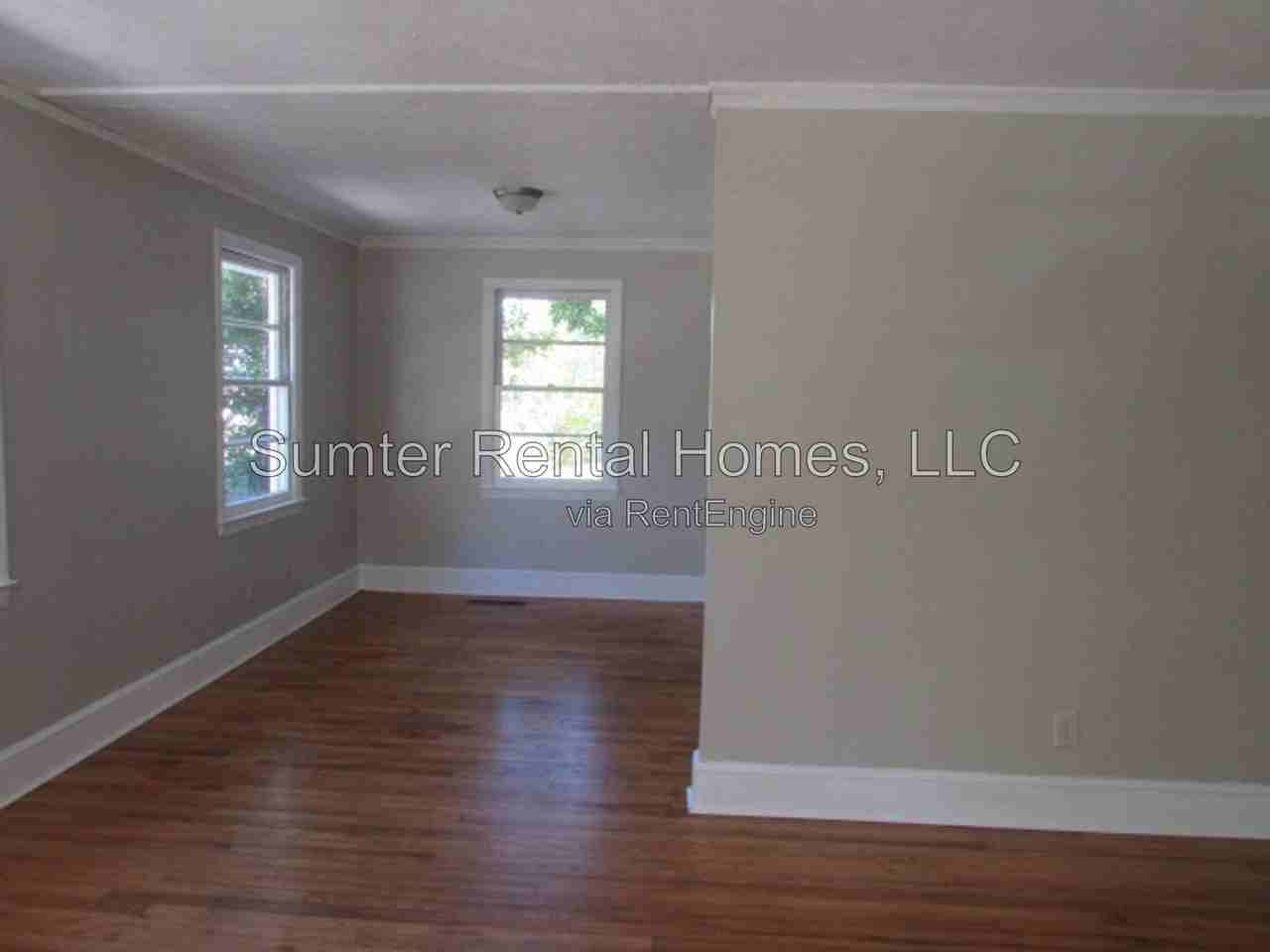 107 Emily Dr - Photo 4 of 12