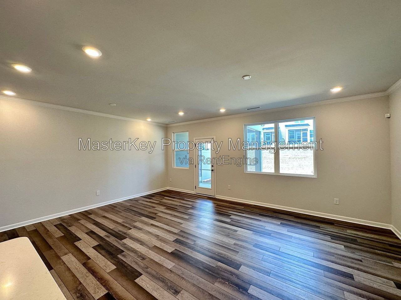 140 Millennium Dr - Photo 4 of 21