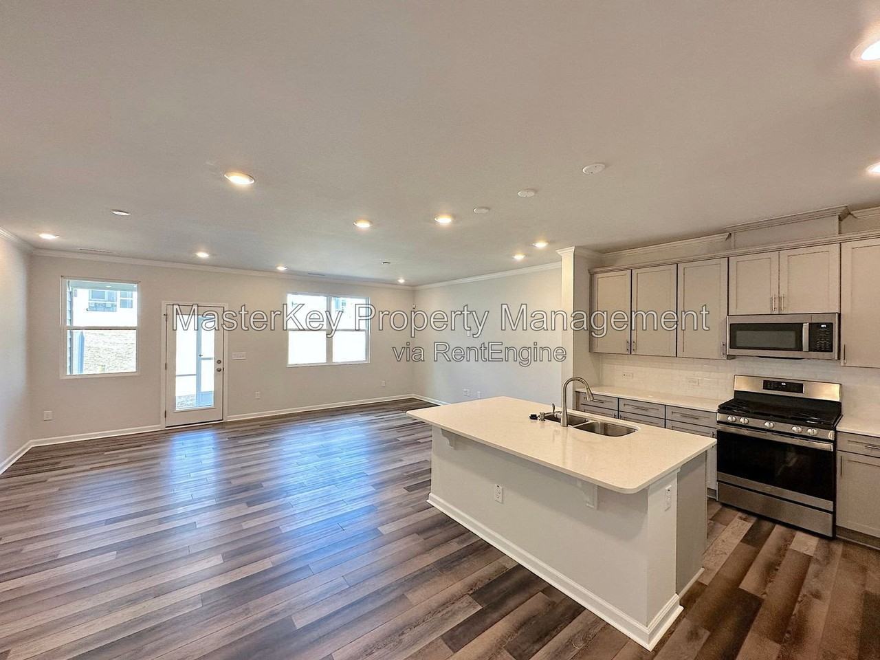 140 Millennium Dr - Photo 5 of 21