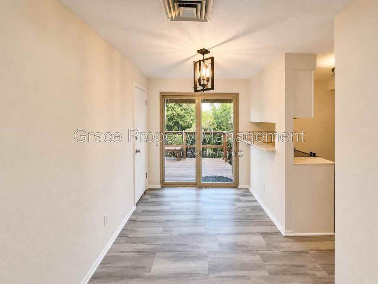 1290 Independence St - Photo 4 of 26