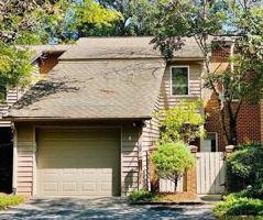 featured image of 4 Palmetto Pl