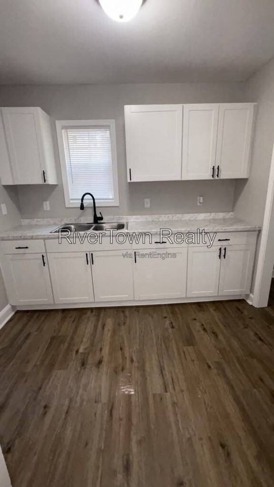 2189 Imogene St - Photo 6 of 22