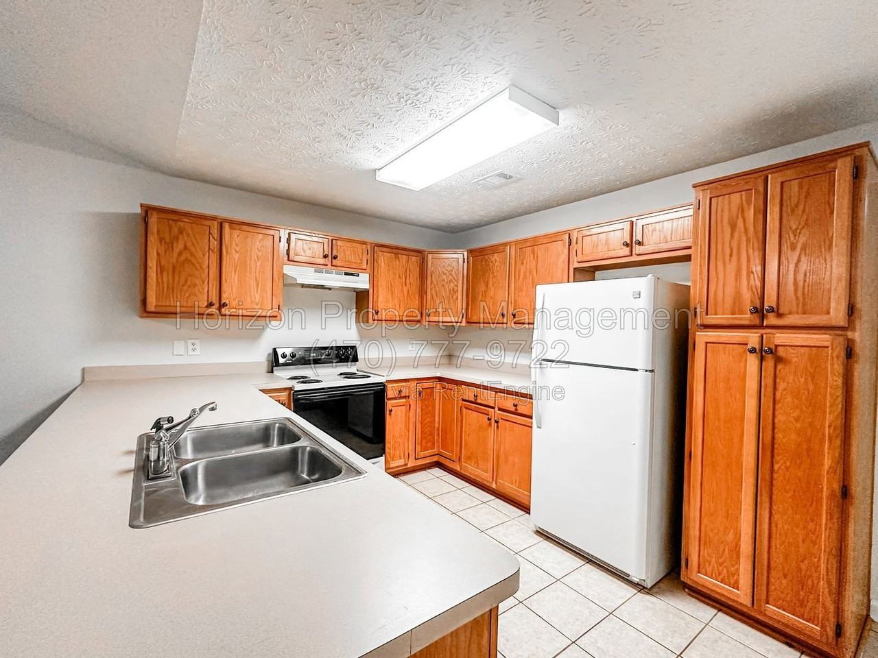 3963 Hidden Hollow Dr - Photo 4 of 17