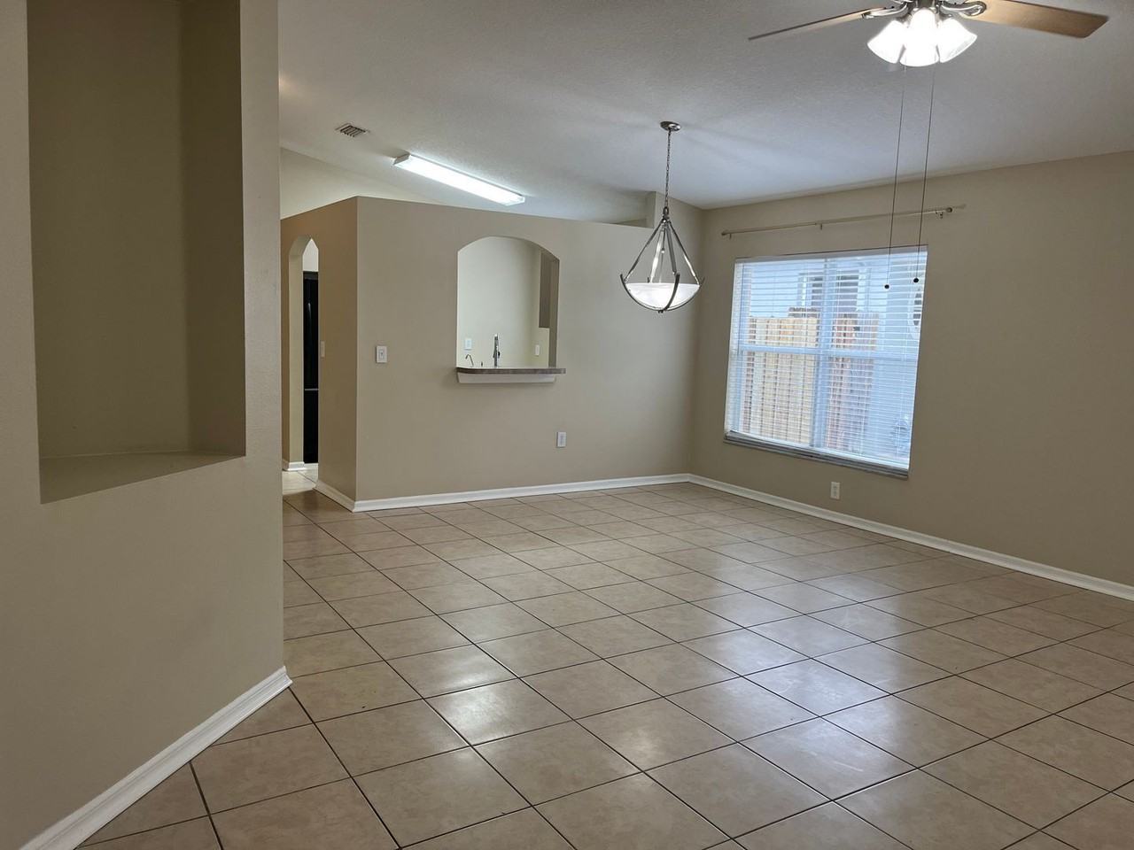 515 Sable Pointe Ave - Photo 6 of 23