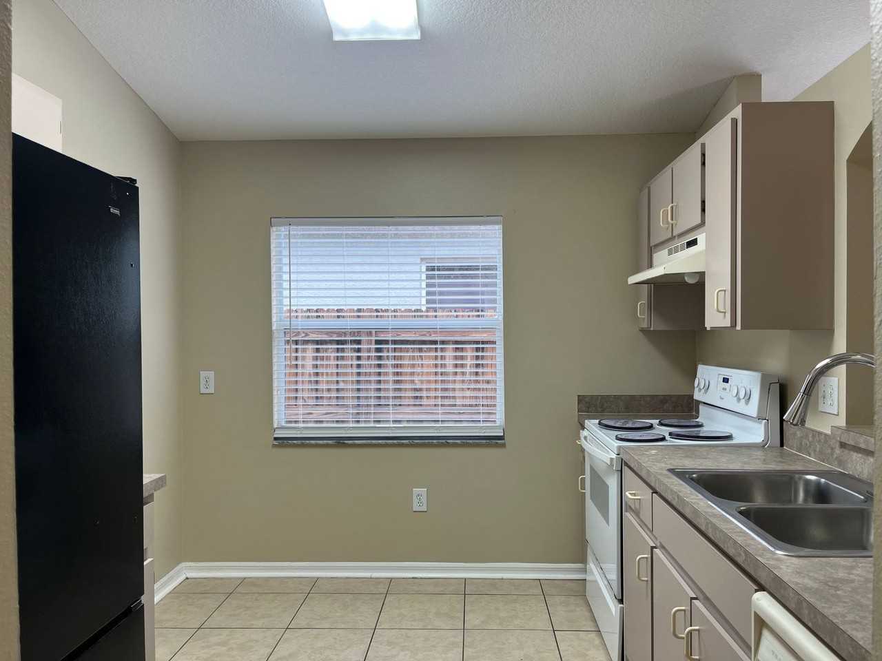 515 Sable Pointe Ave - Photo 7 of 23