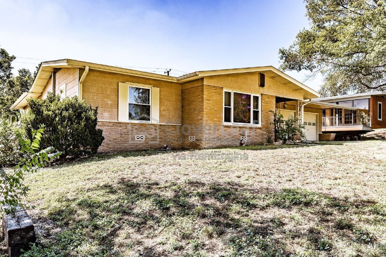 238 Bella Vista Dr - Photo 3 of 33