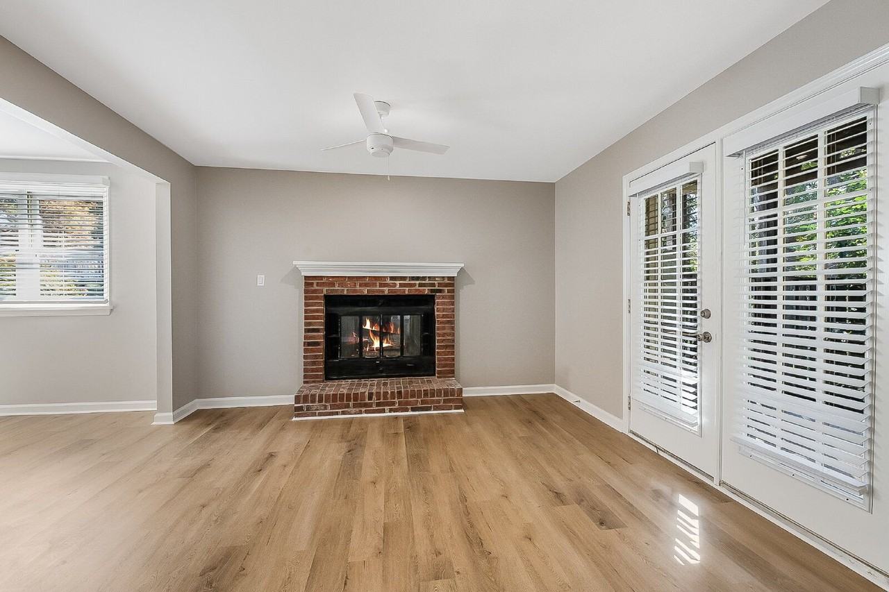 6220 Fountainhead Dr #B - Photo 6 of 23
