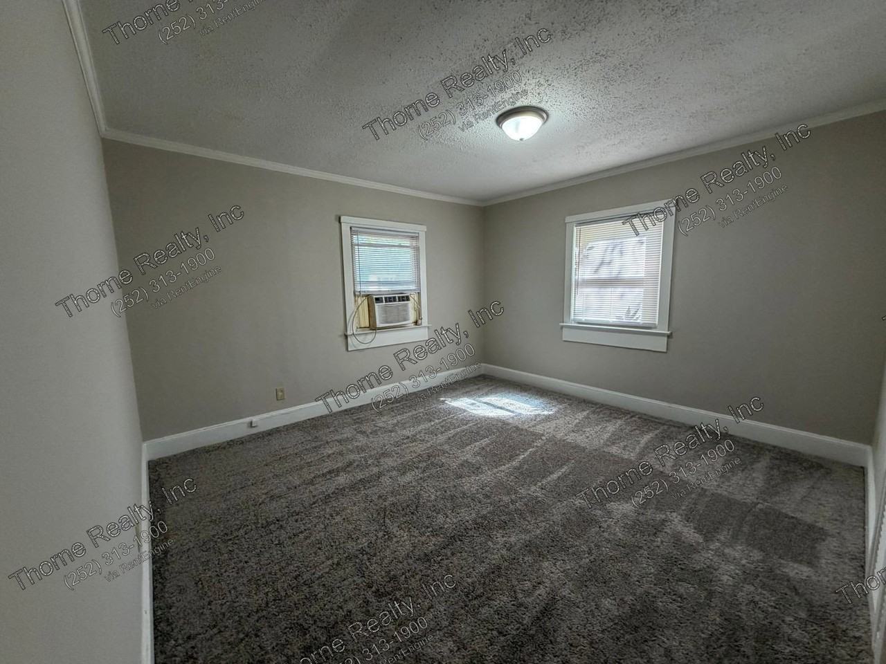 310 Virginia Ave - Photo 6 of 13