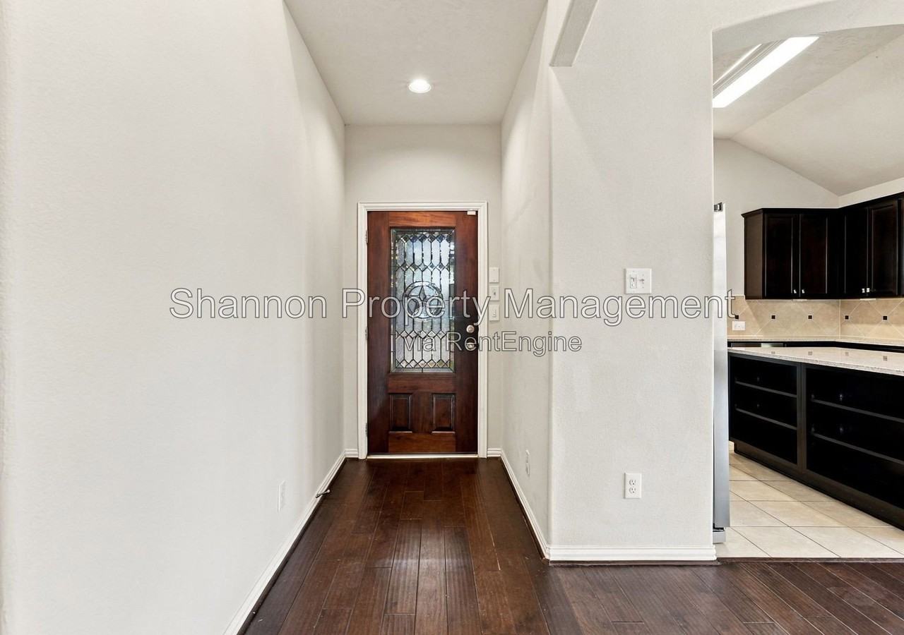 16106 Mark Crest Dr - Photo 5 of 42