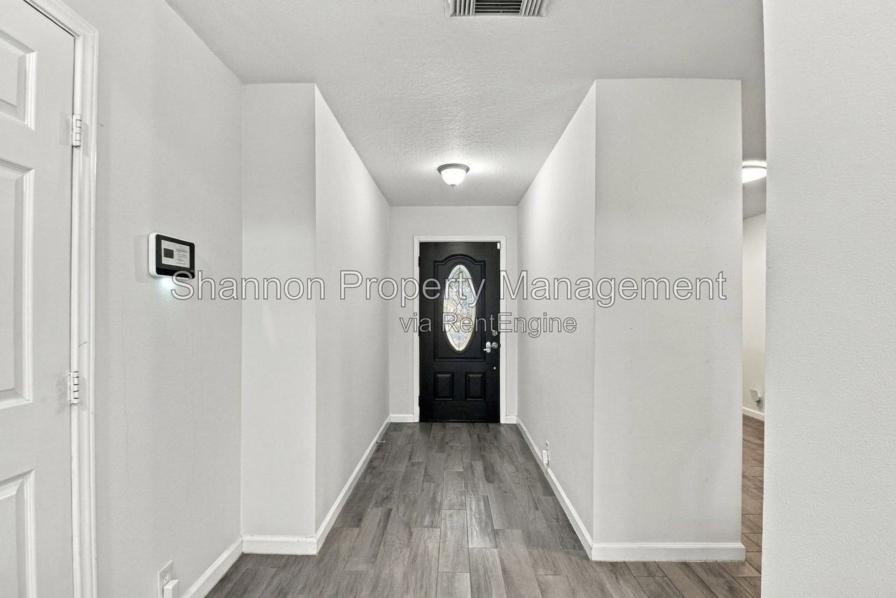 6331 Canyon Rock Way - Photo 6 of 47