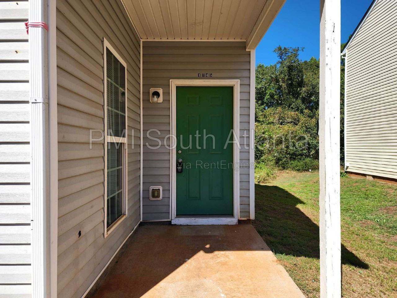 1745 Carrington Dr - Photo 2 of 22