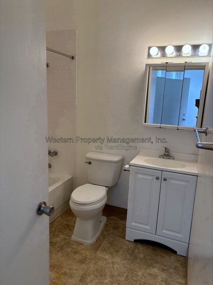 600 Park Ave #5B - Photo 5 of 7
