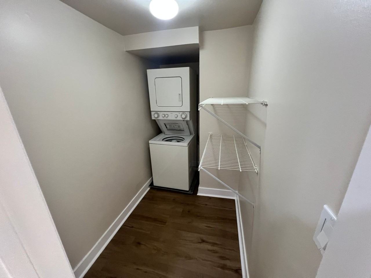 Park Vista Apartments - Photo 5 of 50