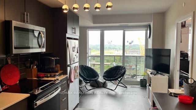 2550 Simcoe Street North - Photo 3 of 10