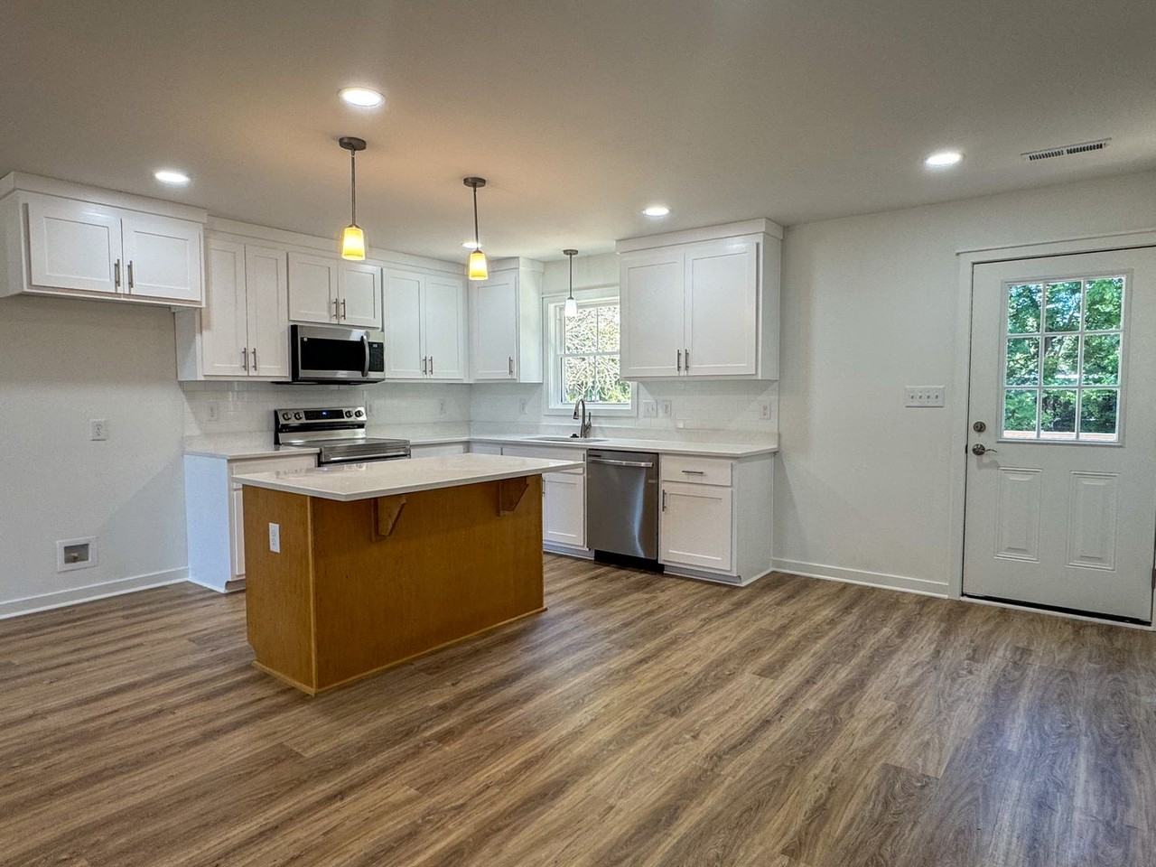 3921 Jefferson Park Rd - Photo 6 of 30