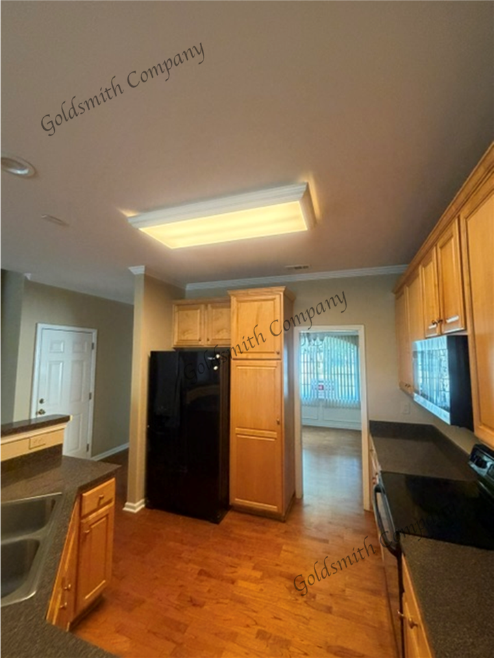 417 Falling Rock Way - Photo 4 of 15
