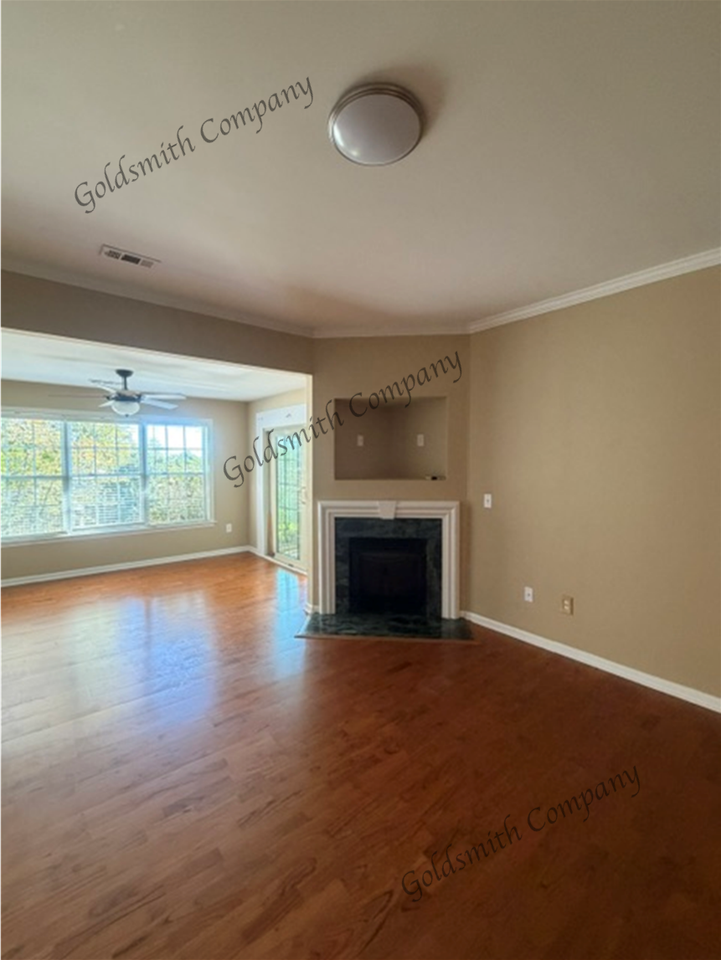 417 Falling Rock Way - Photo 5 of 15