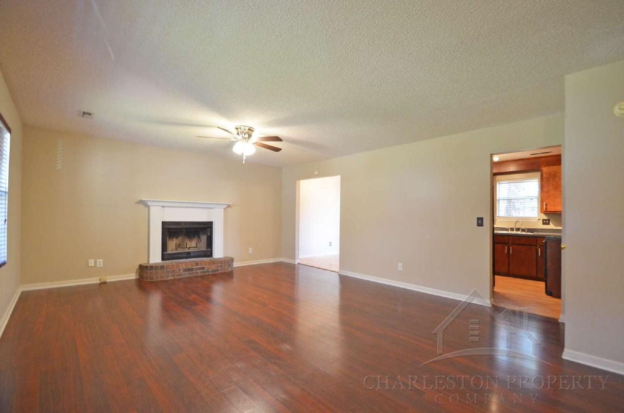 117 Apache Dr - Photo 3 of 14