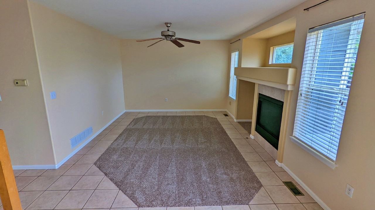 22271 E Navarro Pl - Photo 5 of 25