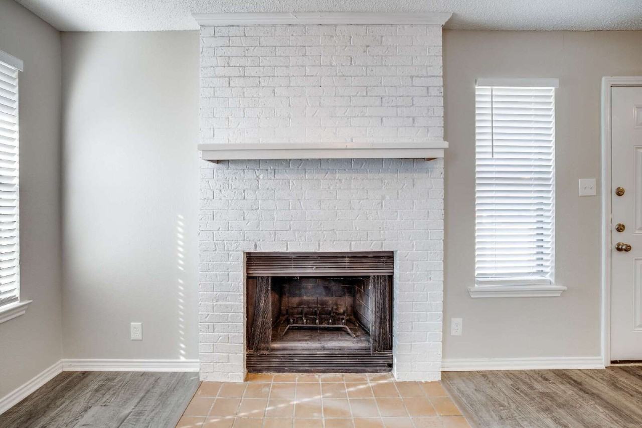 2407 Windy Pine Ln - Photo 3 of 12
