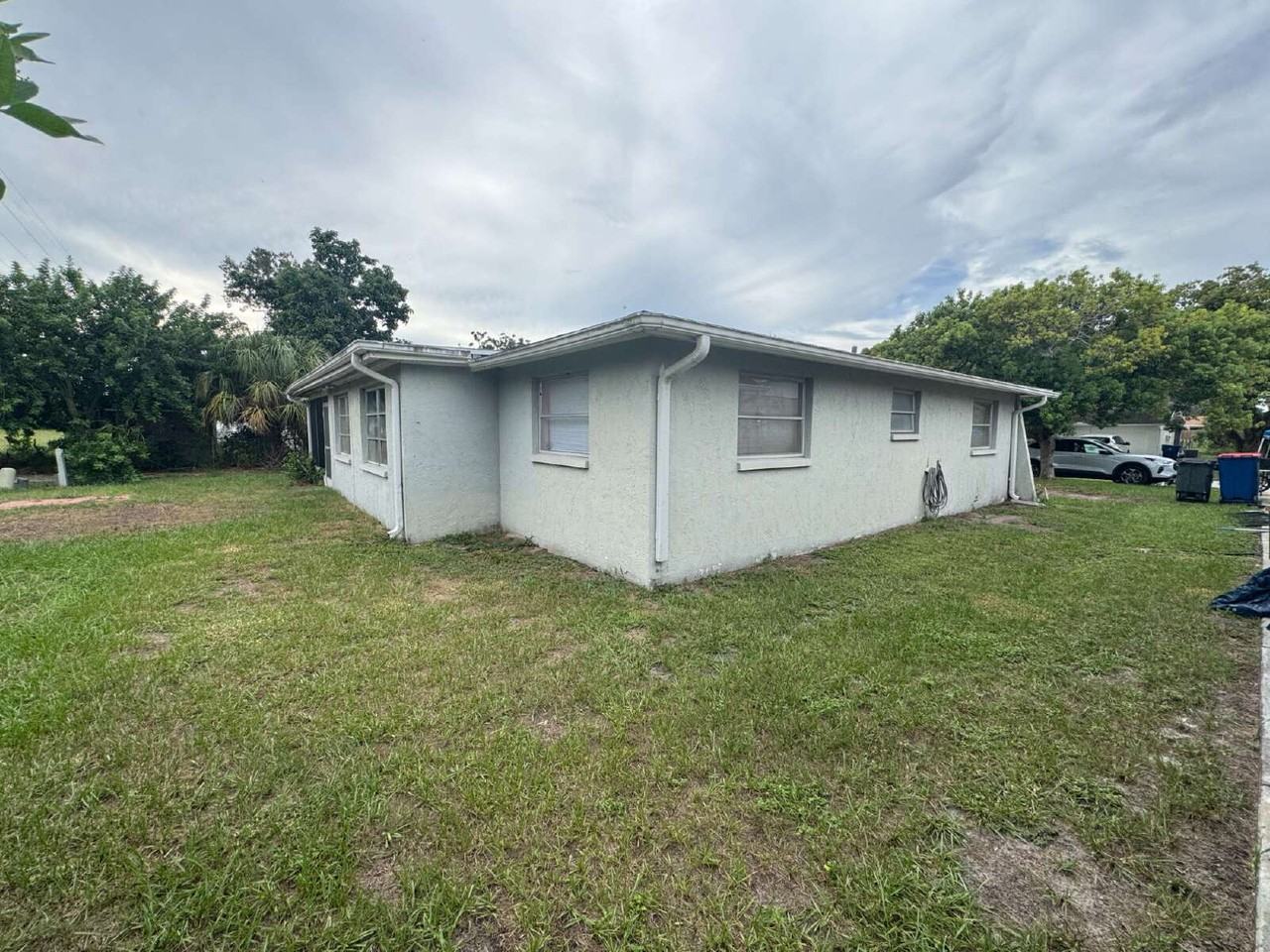 5816 Elena Dr - Photo 3 of 13