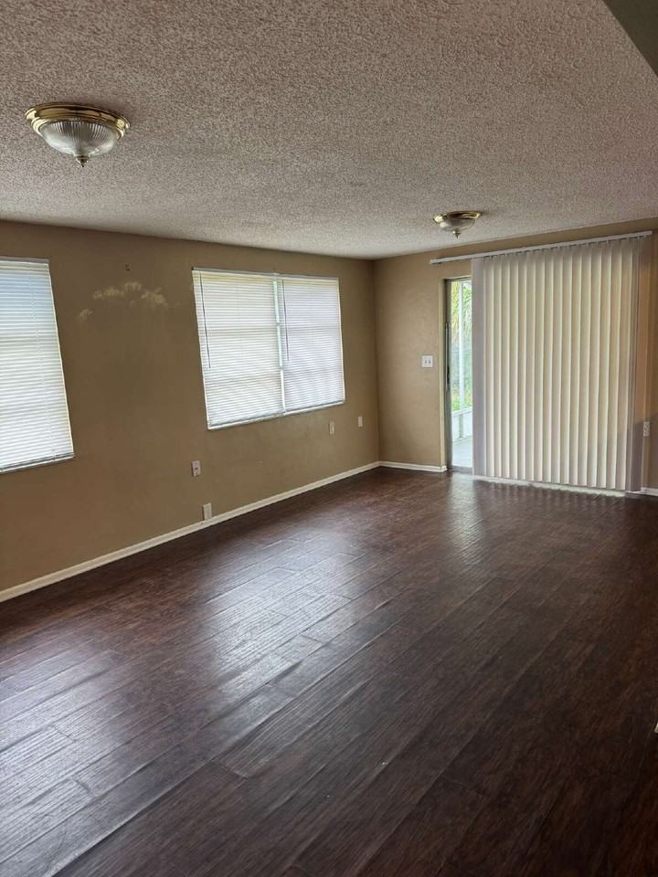 5816 Elena Dr - Photo 6 of 13