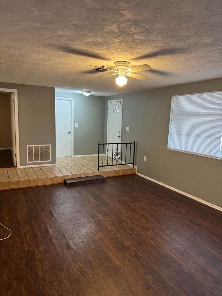 5816 Elena Dr - Photo 7 of 13