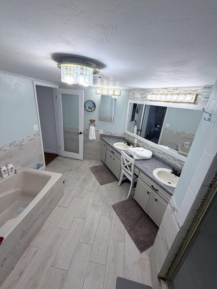 5505 El Camino Rd - Photo 3 of 25