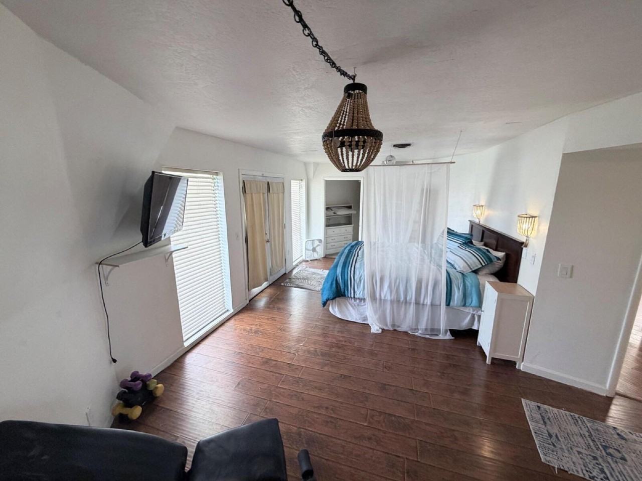 5505 El Camino Rd - Photo 4 of 25