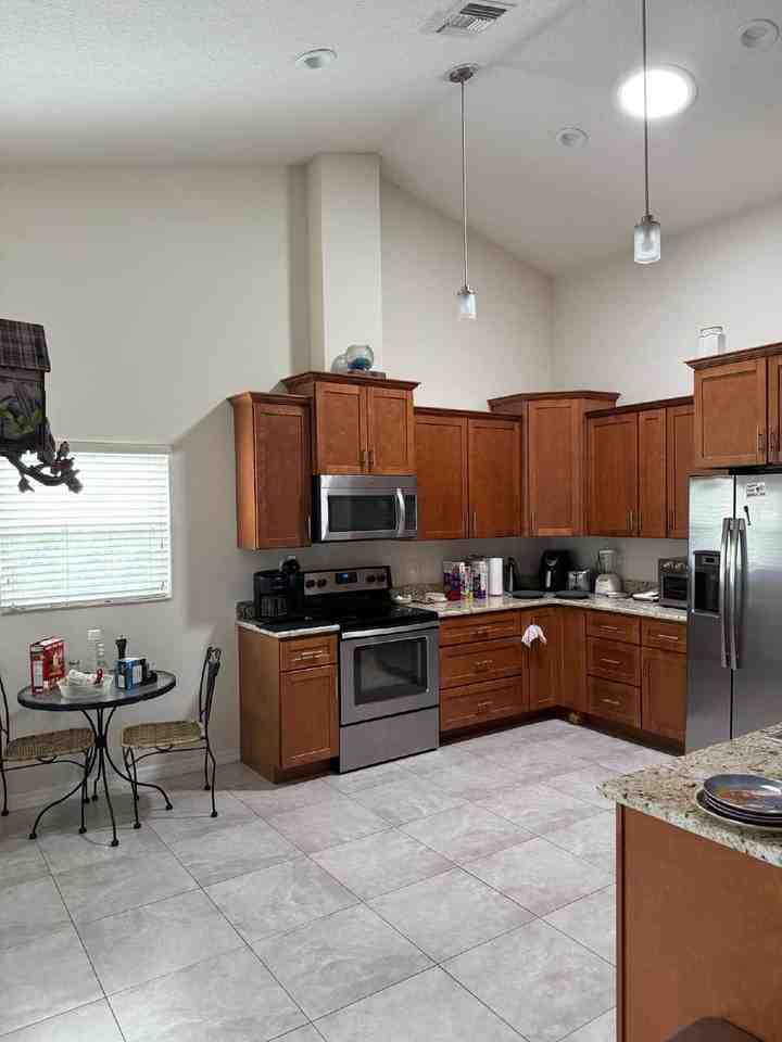 8901 Warrior Way - Photo 7 of 9