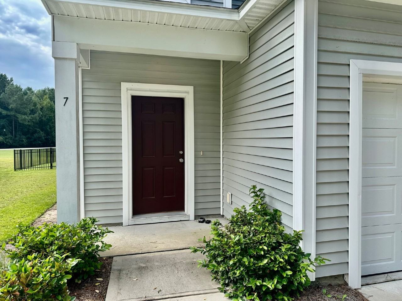 7 Woodland Ct - Photo 3 of 31