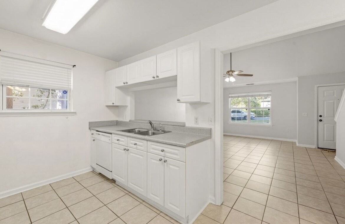 1925 Fannie Dr - Photo 6 of 39
