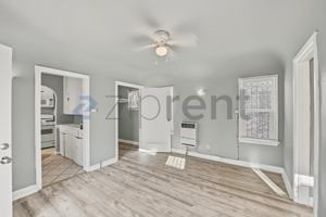 featured image of 1101 1/4 W 39th St