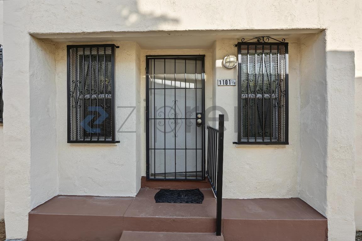 1101 1/4 W 39th St - Photo 6 of 15